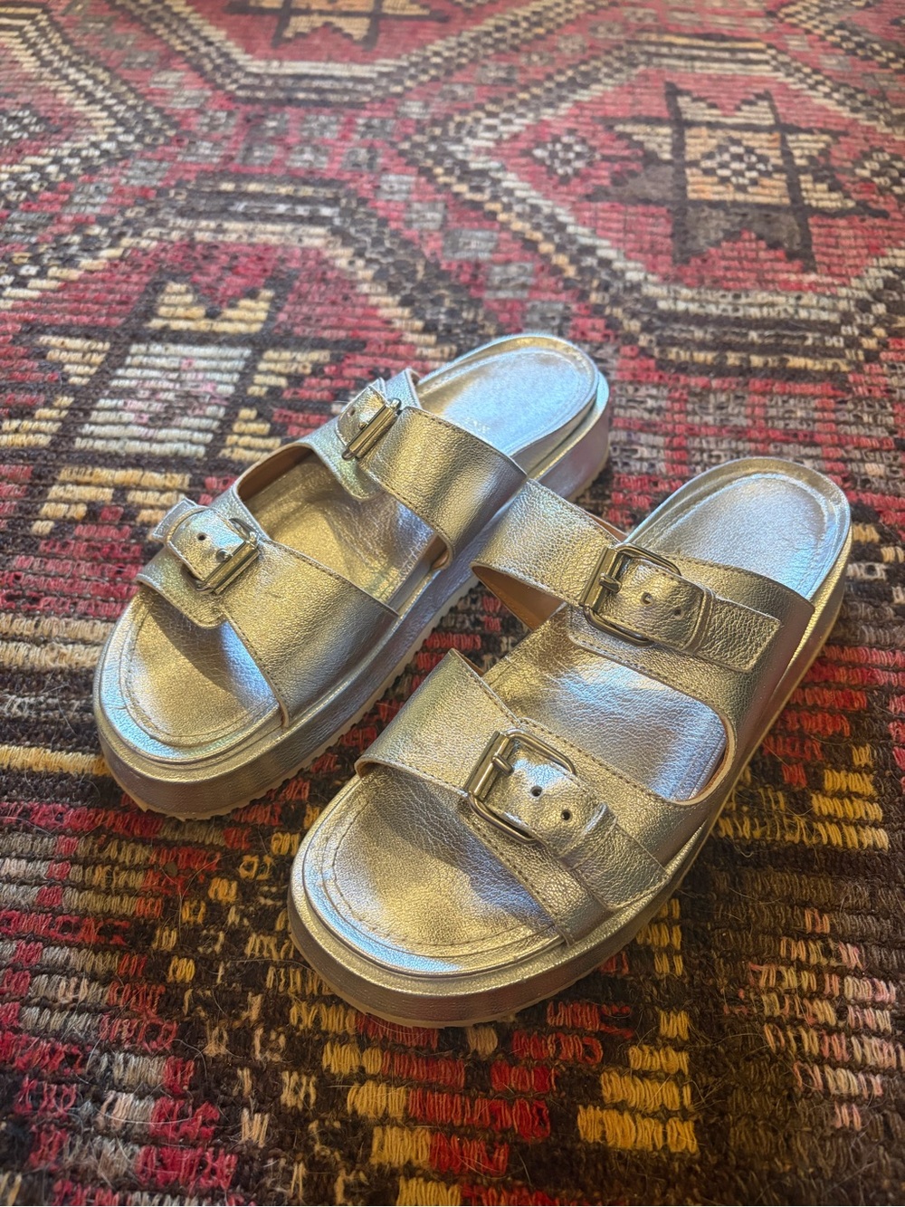 Ann Mashburn Silver Double Buckle Platform Slide size 38/8 (runs large!)